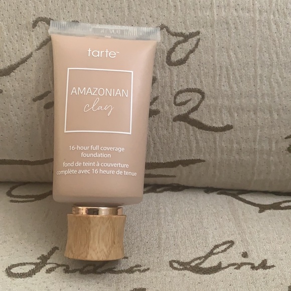 tarte Other - Tarte Amazonian clay médium beige
